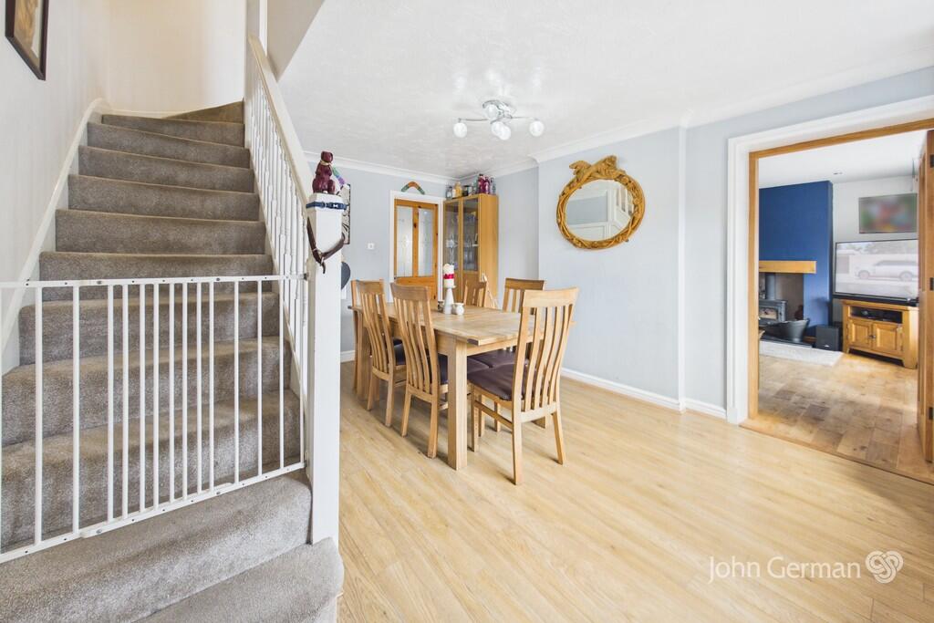 House in East Staffordshire, Rocester - More