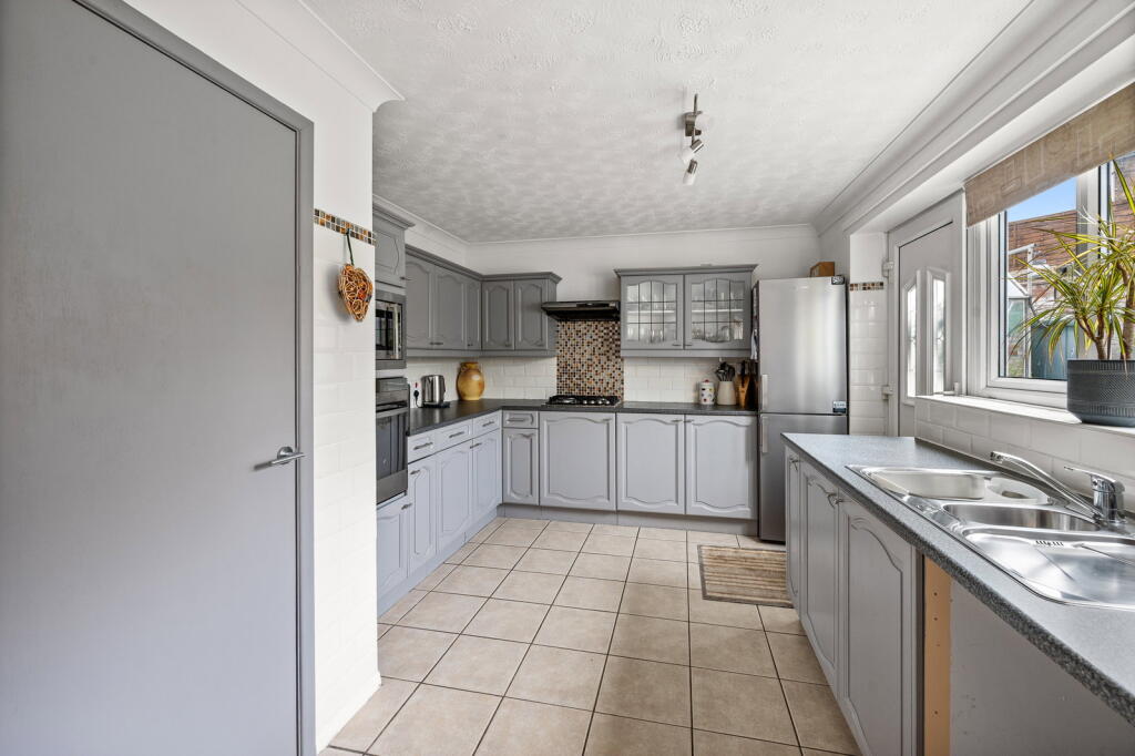House in South Kesteven, Grantham - View 2
