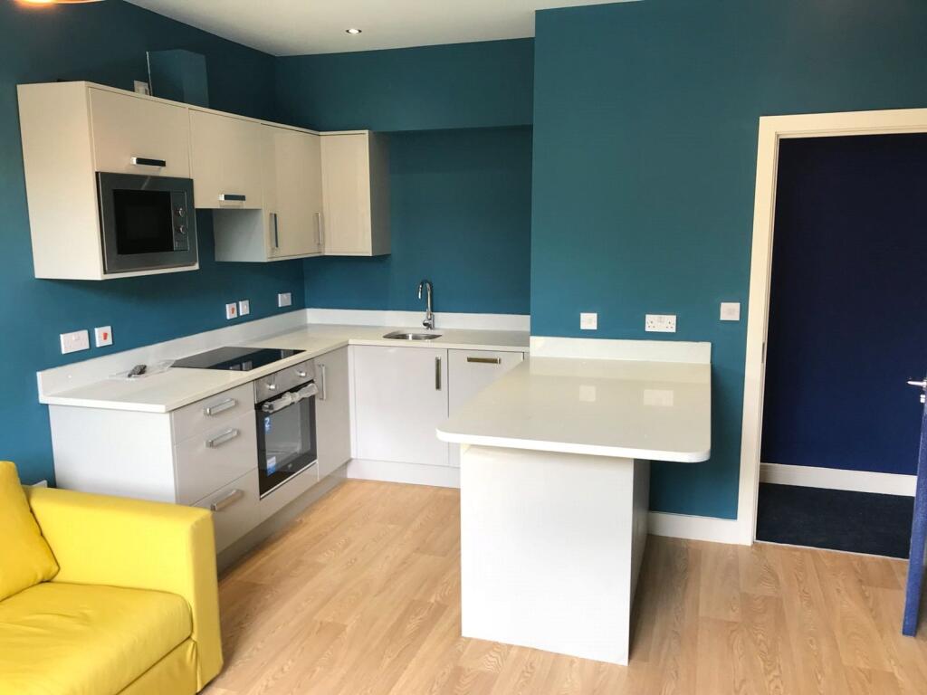 Apartment in Huddersfield - View 2