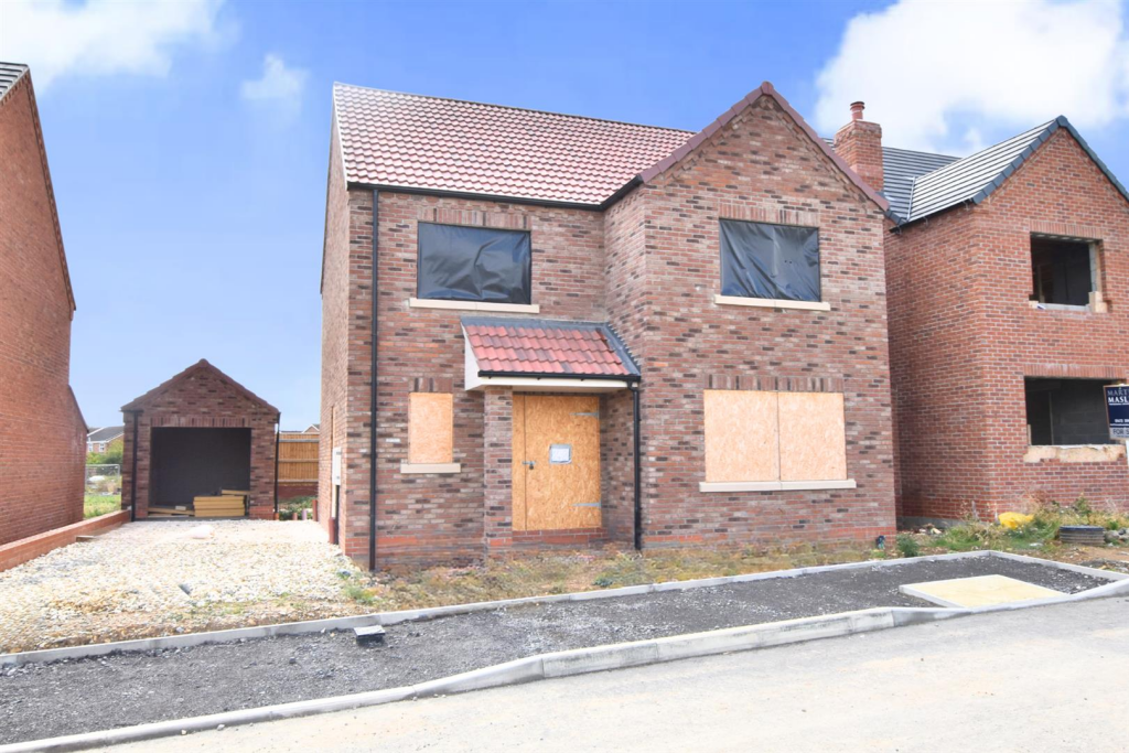 4-bed detached on Plot 142, 1 Houghton Drive, Laceby, Grimsby, £369,950