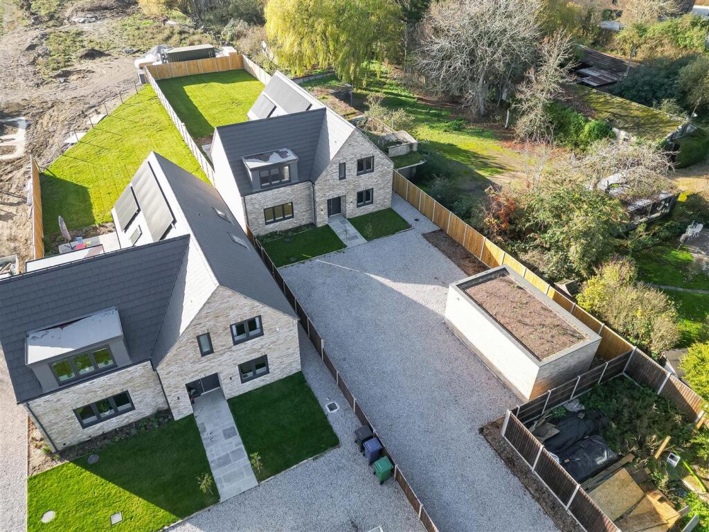 Main image of property: St Neots Road, Caldecote