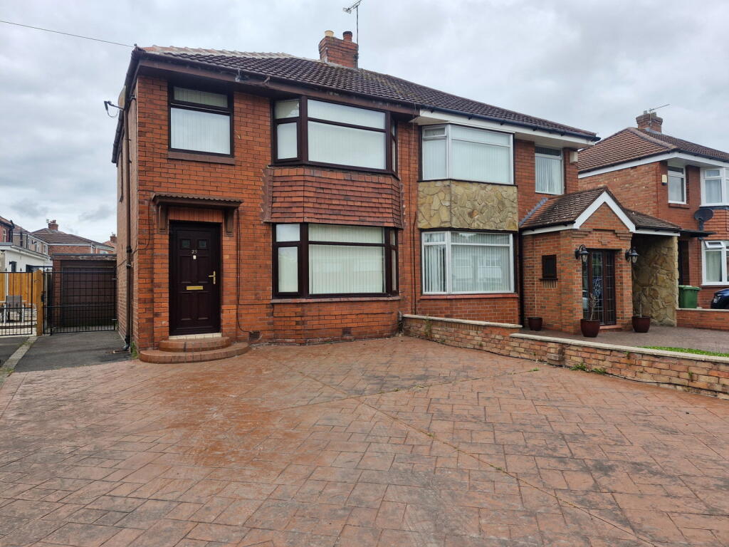 Main image of property: Clent Avenue, Maghull