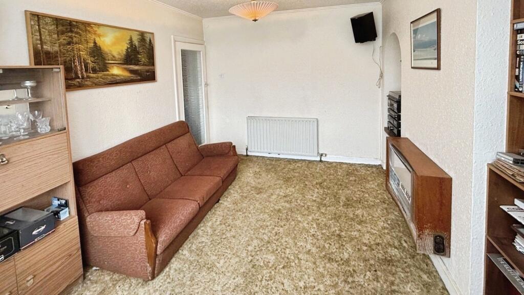 House in Birmingham, Druids Heath - More