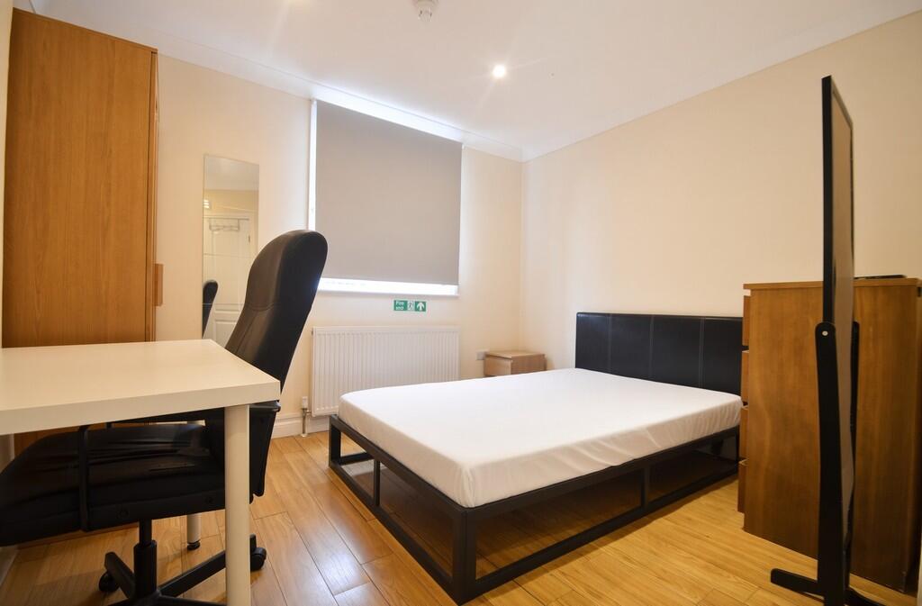 Main image of property: Englefield Green, Egham