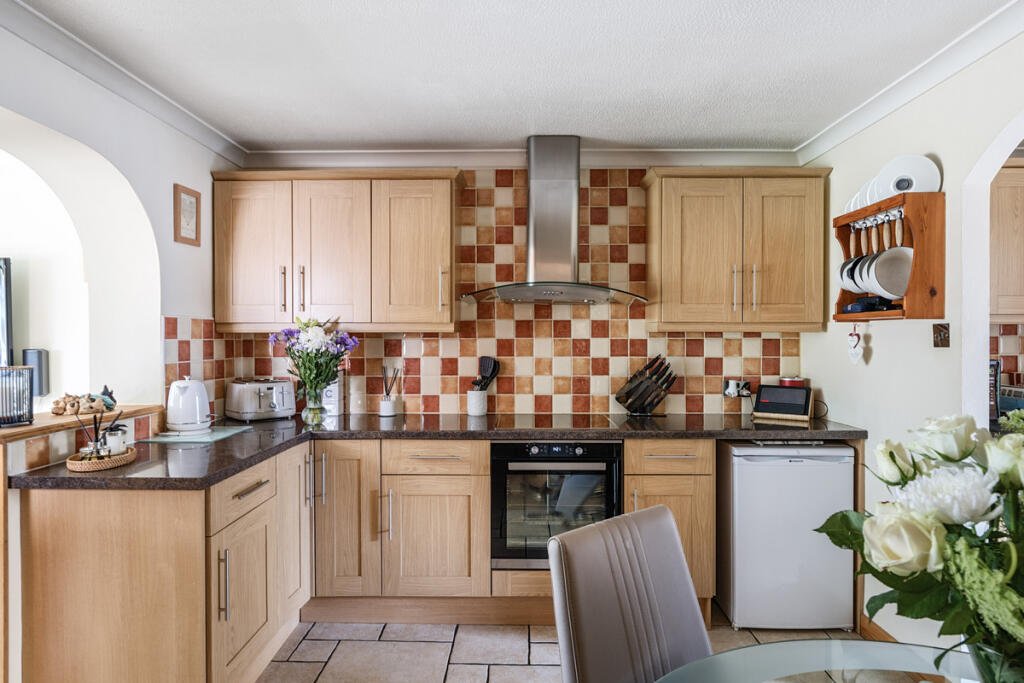 Lavender Close, Bristol, BS35 photo 3