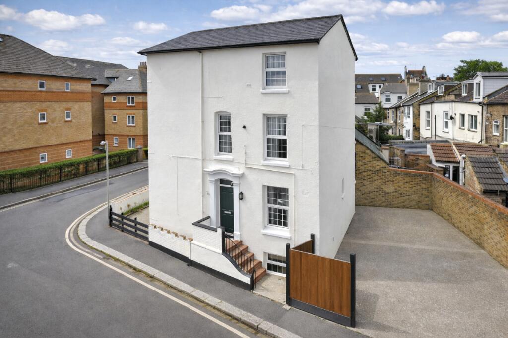 Main image of property: Maison Dieu Place, Dover