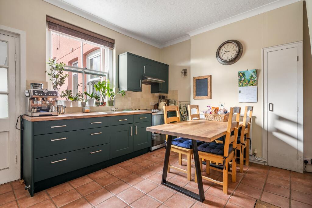 House in Forest Row - View 5