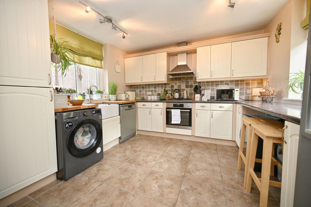 House in Sheffield - View 4
