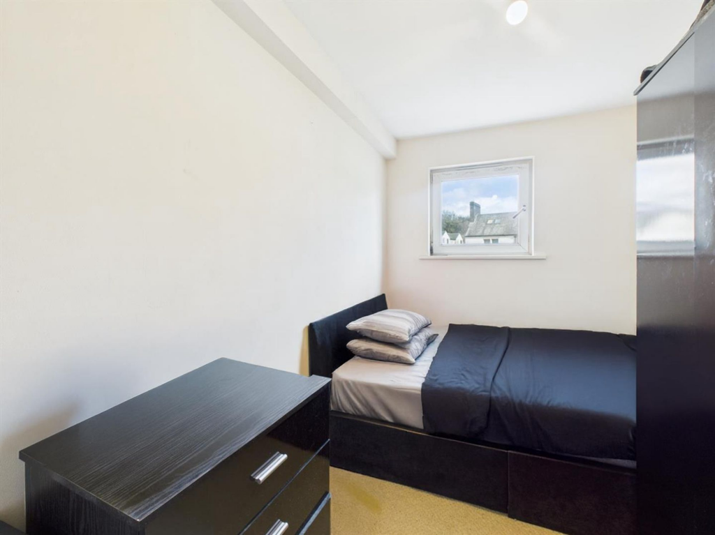 Apartment in Lancaster - More
