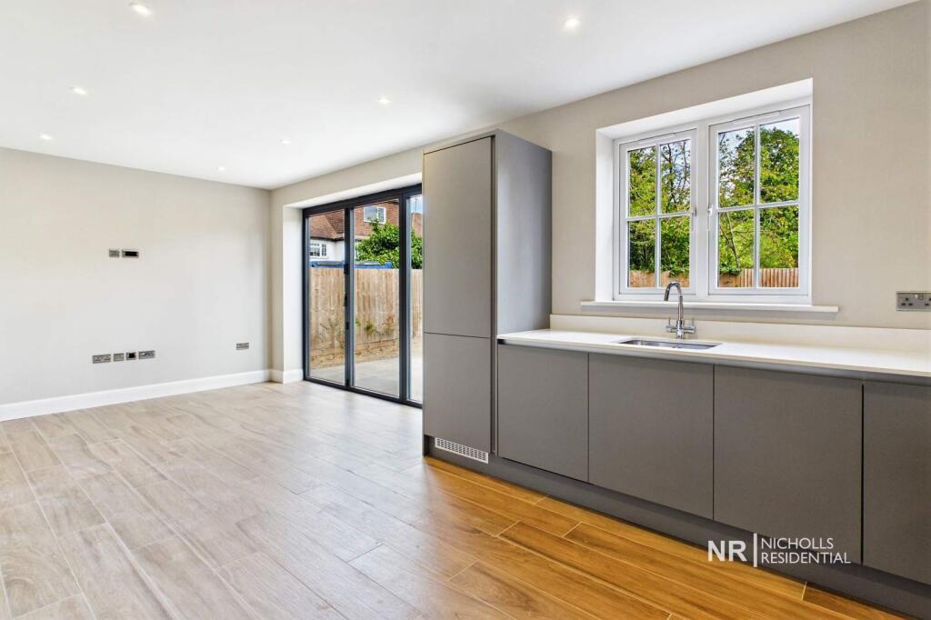 House in London, Hook - View 5