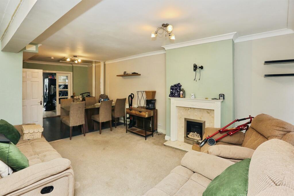 Grange Crescent, Gosport photo 4