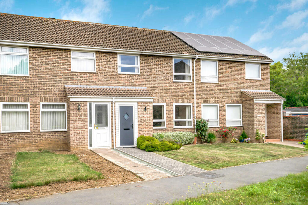 Main image of property: Barn Close, Kidlington, OX5