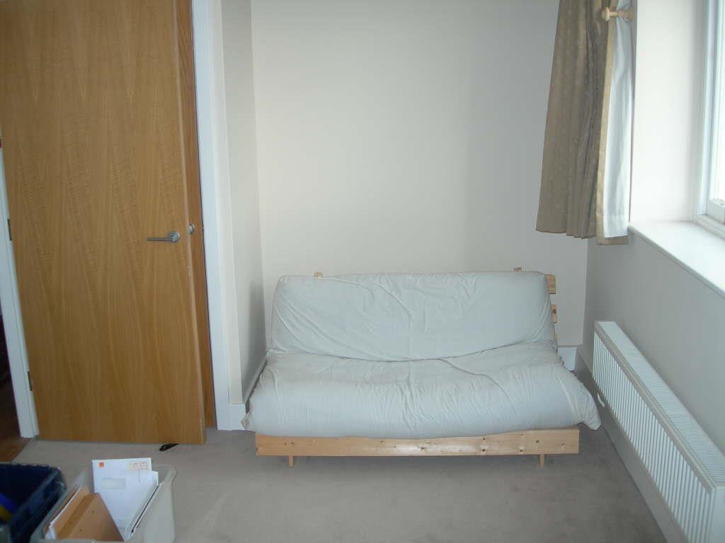 Apartment in Bradford - More