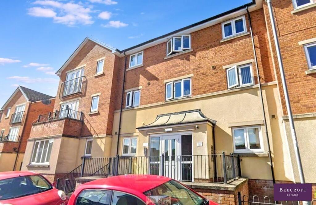 2-bed flat on Haverhill Grove, Wombwell, Barnsley, £80,000