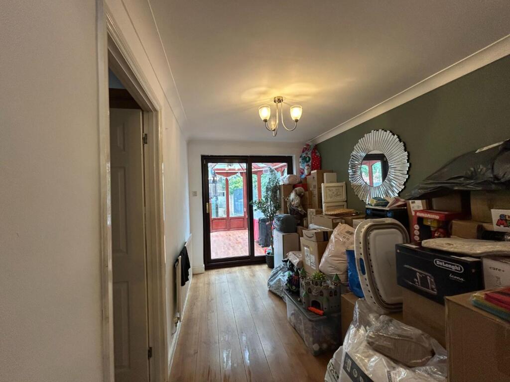 House in Northampton, East Hunsbury - View 4