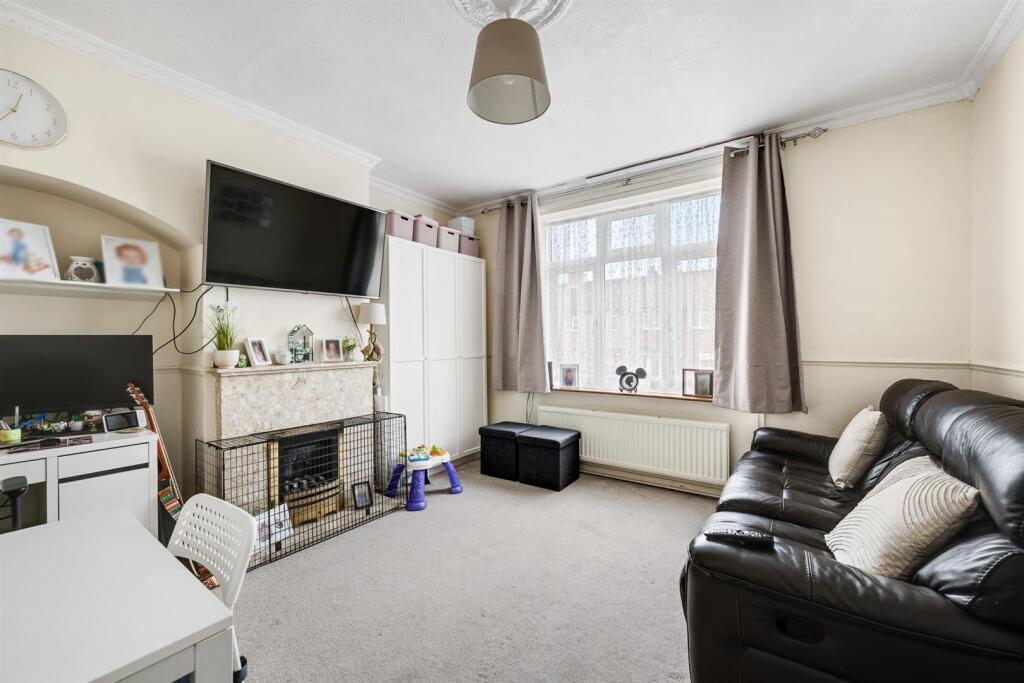 House in London - View 4