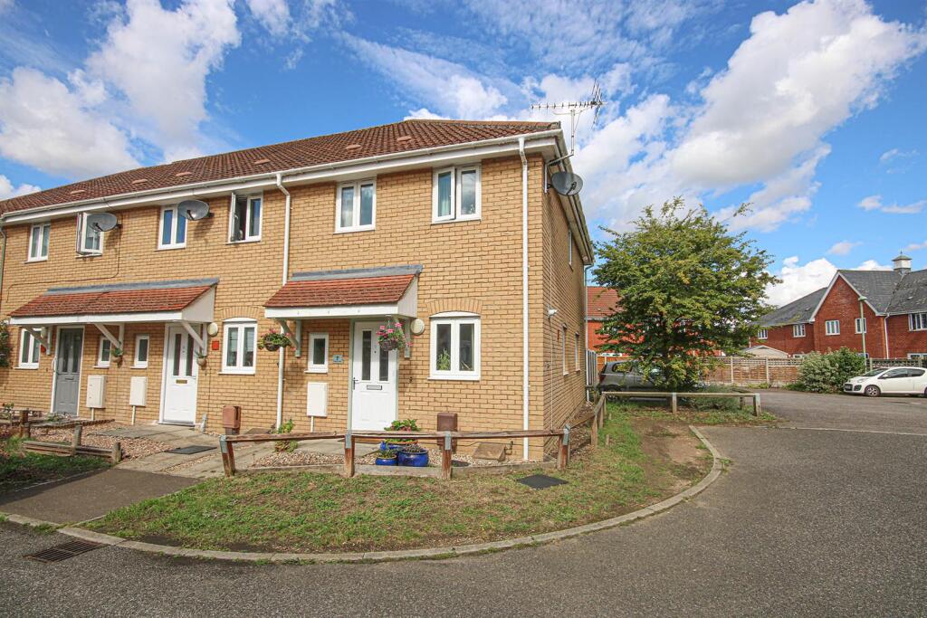 Main image of property: 7, Sassoon Close, Newmarket, Suffolk, CB8 0SZ