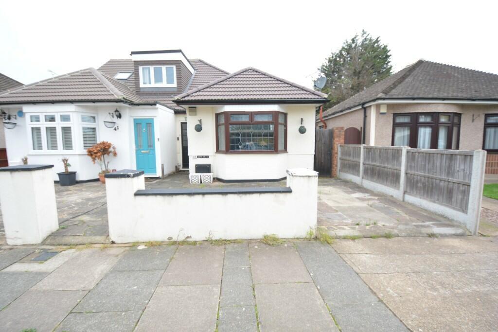Main image of property: Rainham, Essex