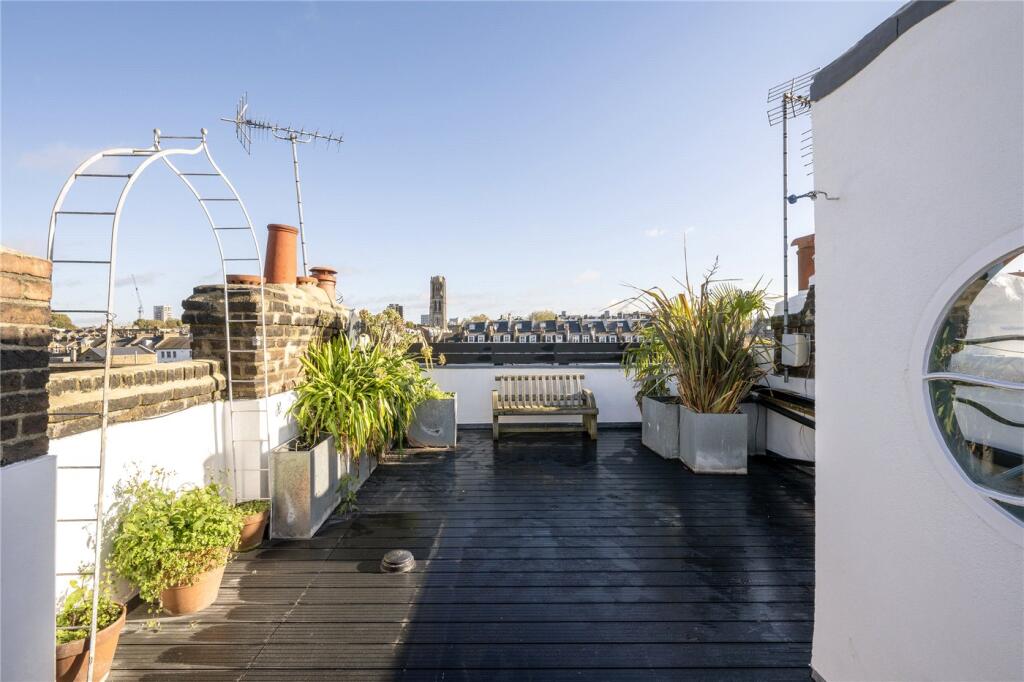 Main image of property: Kensington Park Road, London, W11