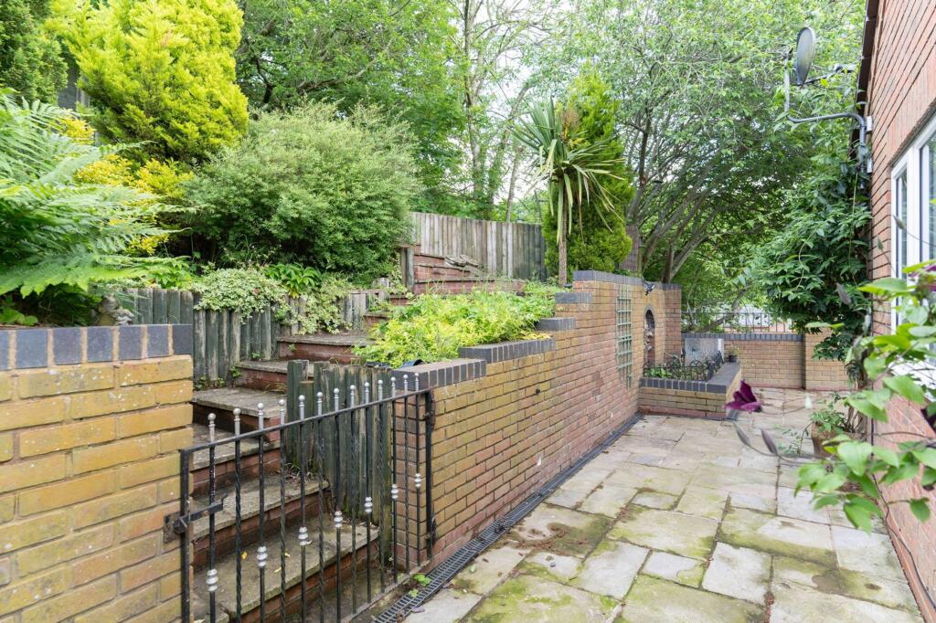 Additional image 15 of Linthurst Newtown, Blackwell, B60