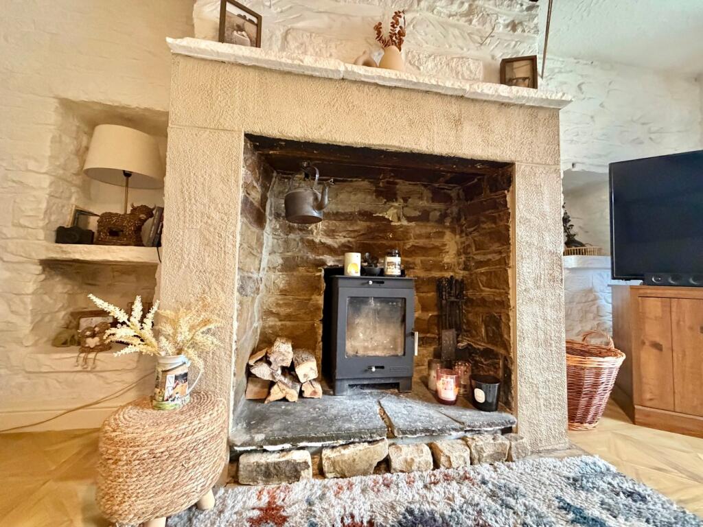 Bogthorn, Oakworth, Keighley, BD22 photo 4