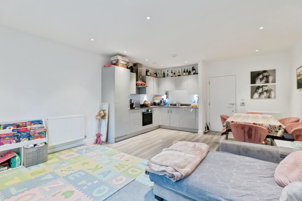 Apartment in London - View 4