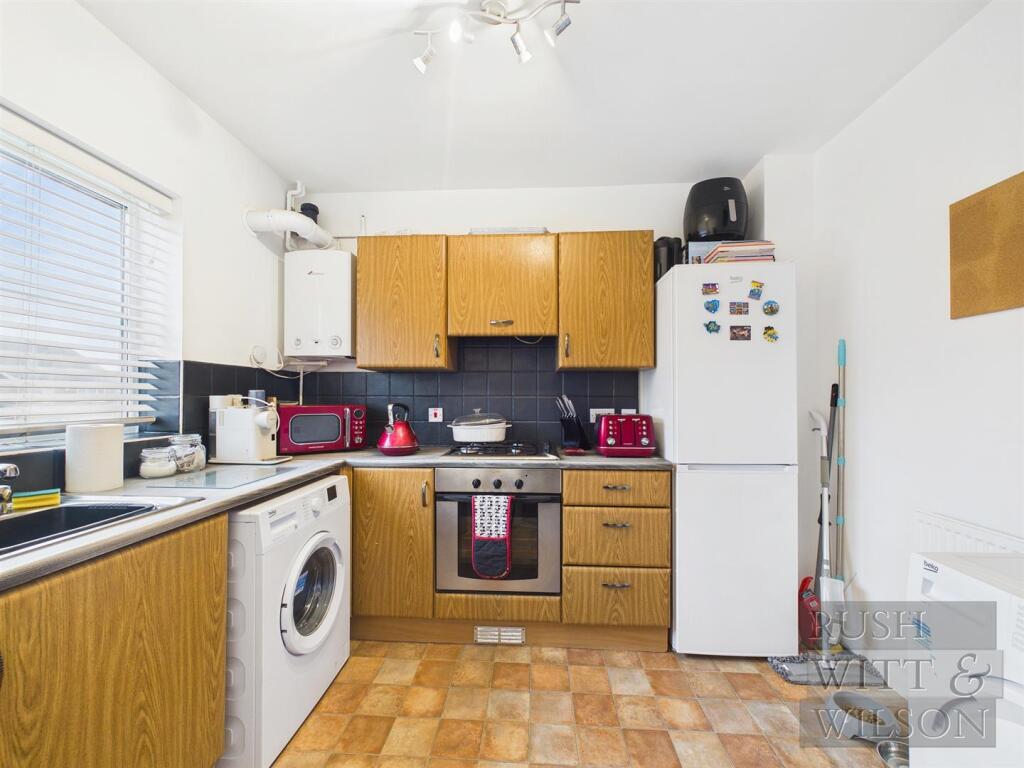 House in Tonbridge - View 3
