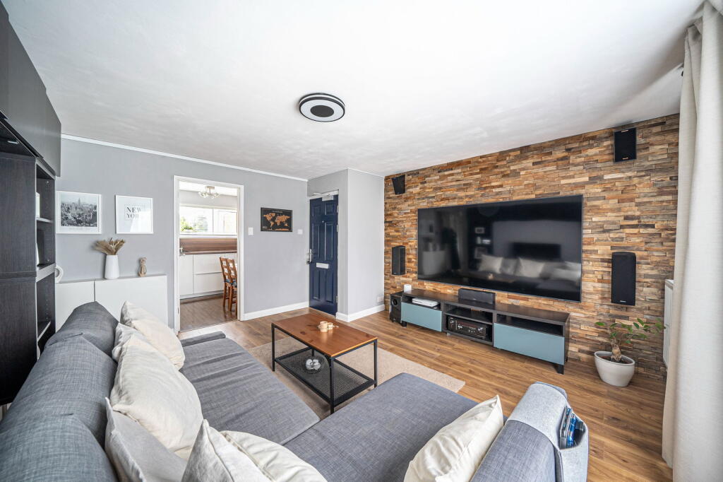 Main image of property: Poultons Close, Overton, Basingstoke, RG25 3LU