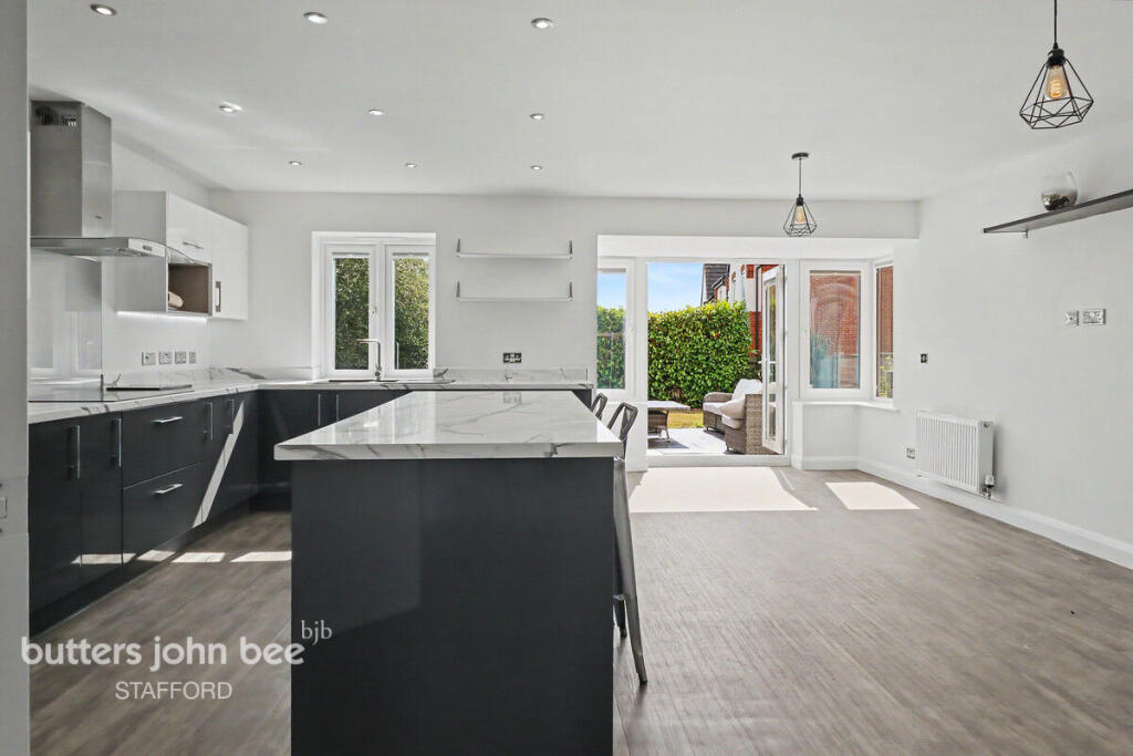 House in Stafford, Gnosall - More
