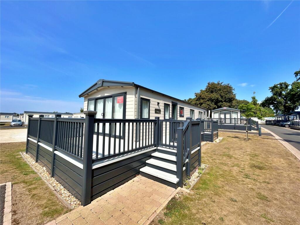 Main image of property: Hoburne Caravan Park, Hoburne Lane, Christchurch, Dorset, BH23
