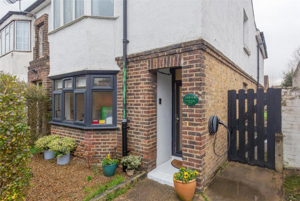 Main image of property: Queen Mary Road, Upper Norwood, London, SE19