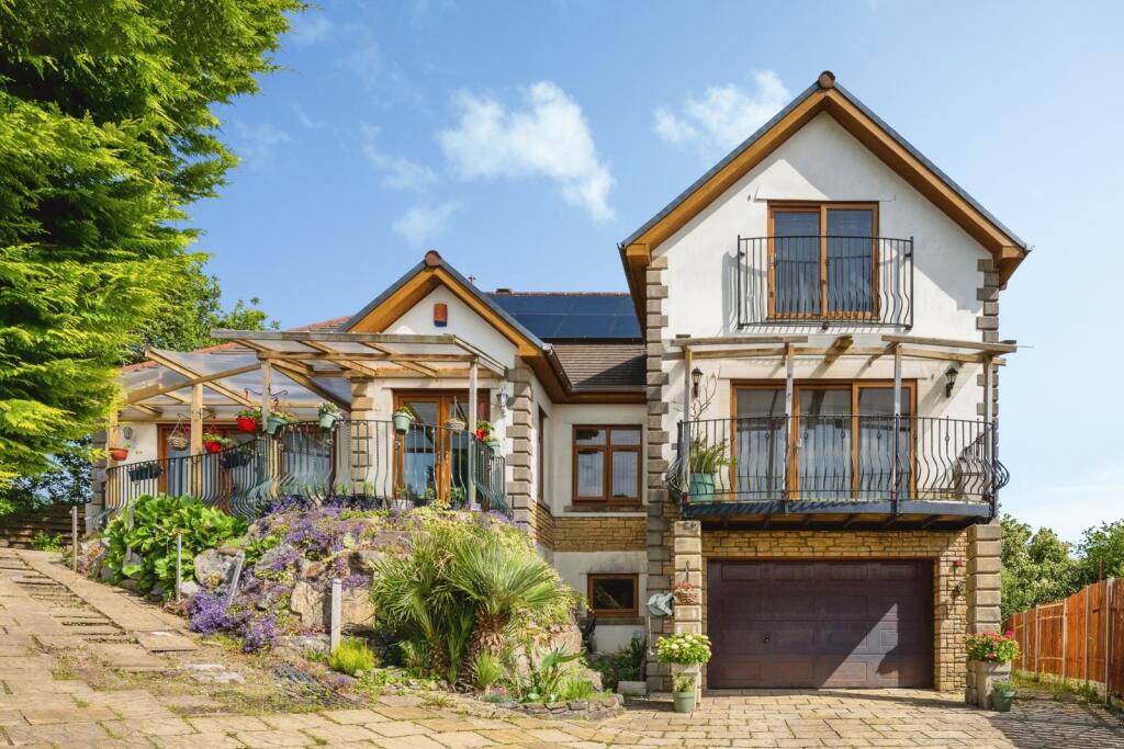 Main image of property: Coed Y Bronallt, SWANSEA, West Glamorgan, SA4