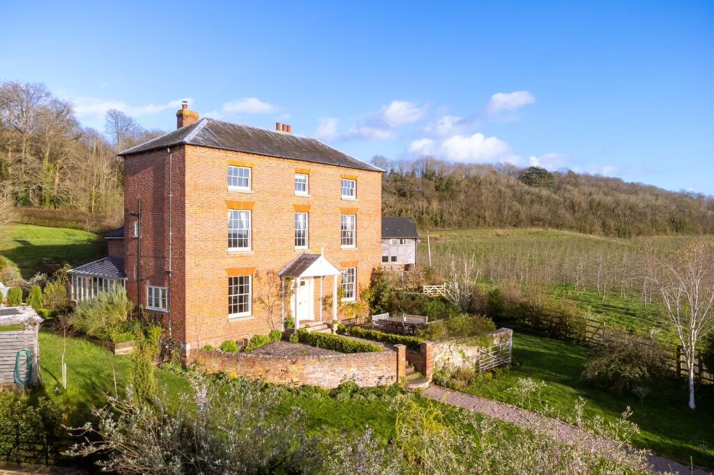 Main image of property: Bosbury, Ledbury