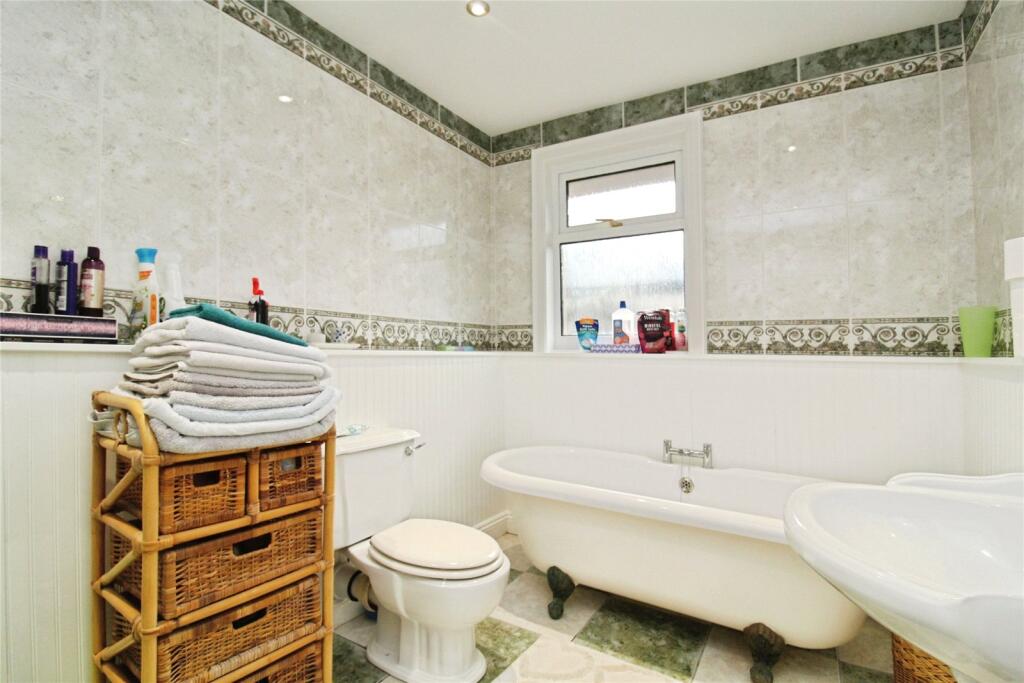 Totnes Road, Ipplepen, Newton Abbot, Devon, TQ12 photo 4