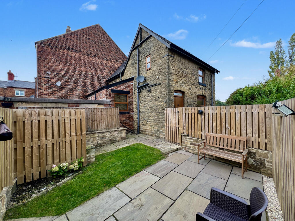 House in Barnsley, South Yorkshire - View 2