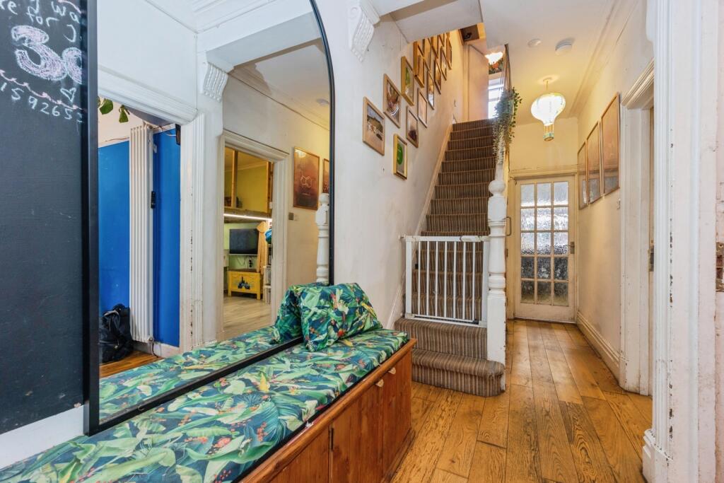 House in Manchester, Greater Manchester - View 4