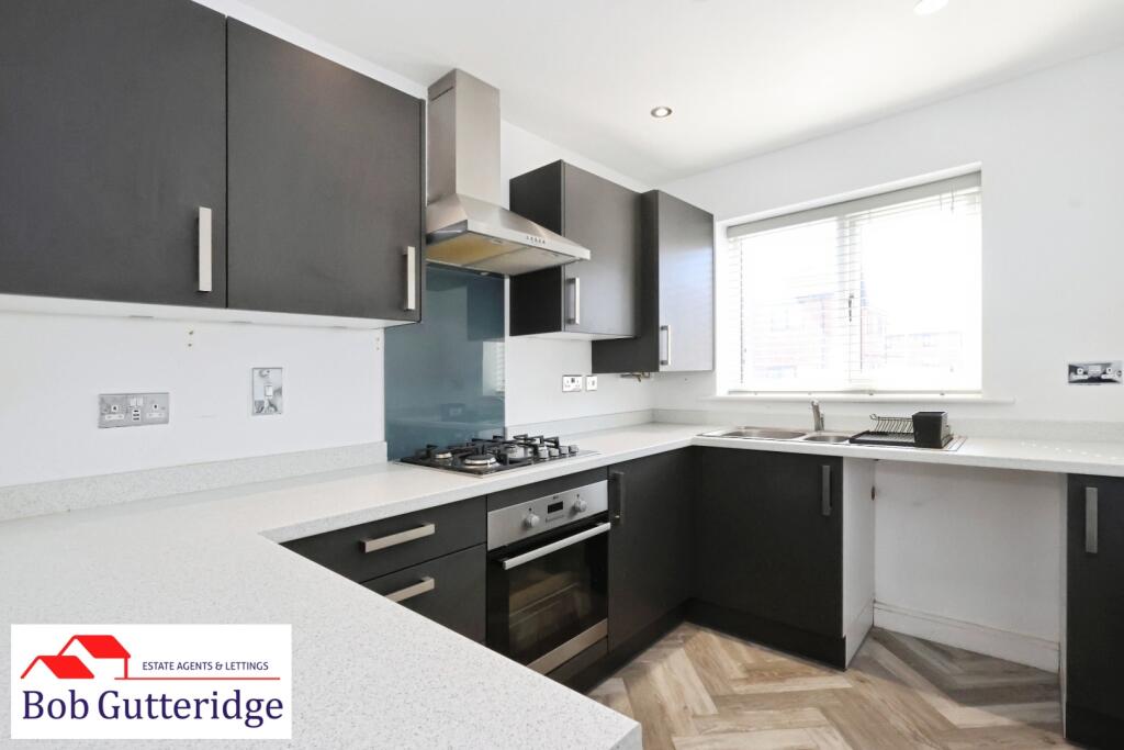 House in Stoke-on-Trent - View 4