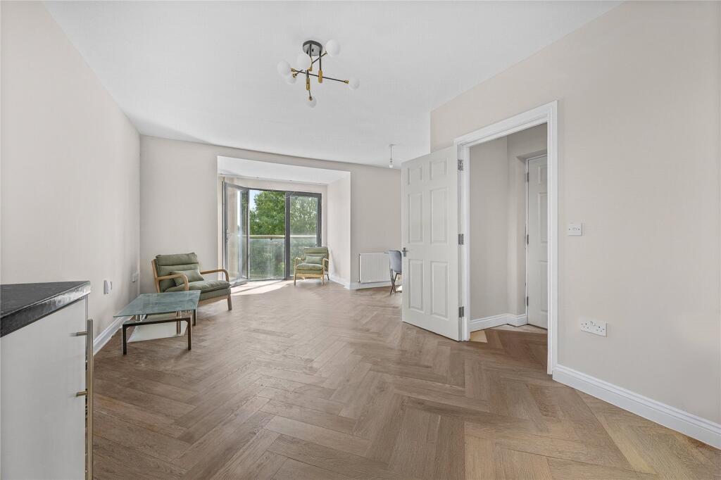 Main image of property: 43 Brookbank Road, Lewisham, SE13