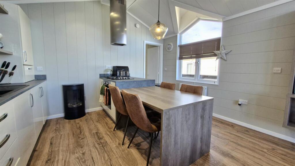 House in Peterborough - View 3