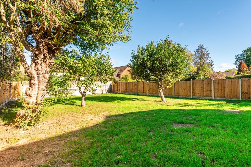 House in North Hertfordshire, Lordship Estate, Jackmans Estate - View 5