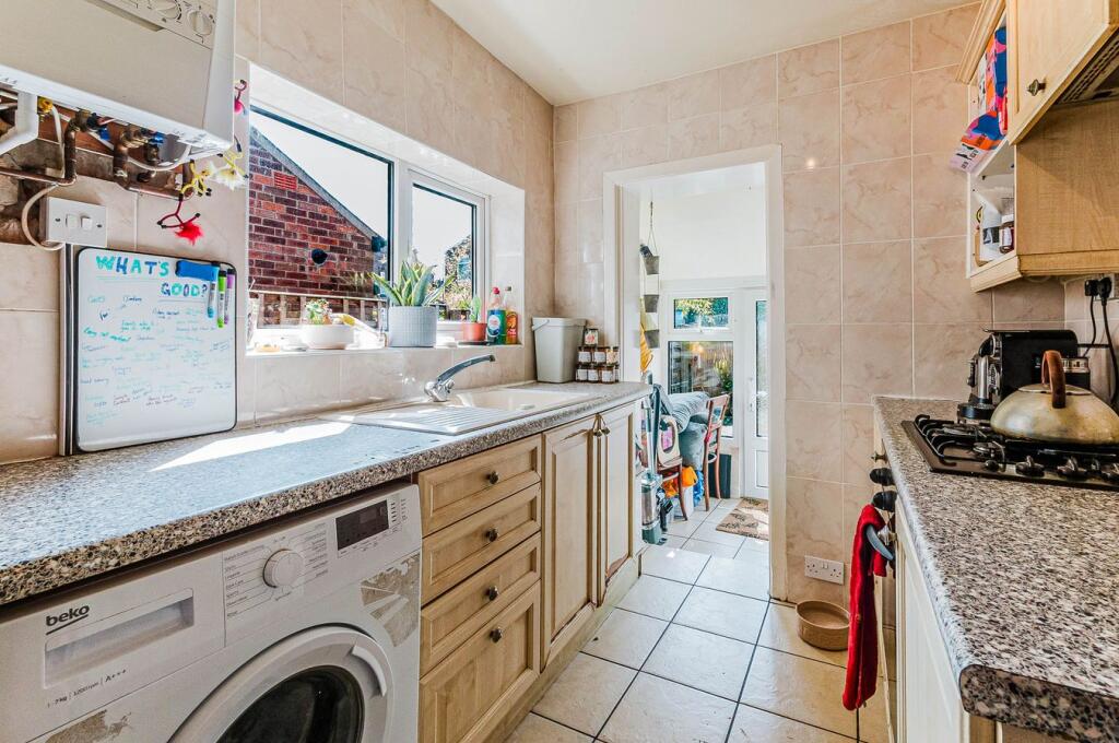 North Grove, Urmston, Manchester, M41 photo 4