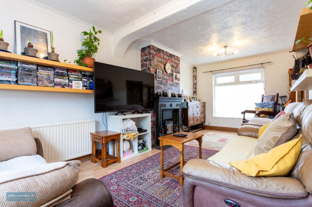 Wordsworth Drive, Taunton, TA1 photo 2