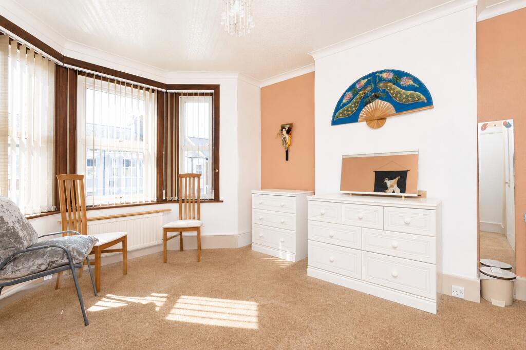Victoria Avenue, Westgate-On-Sea, CT8 - More