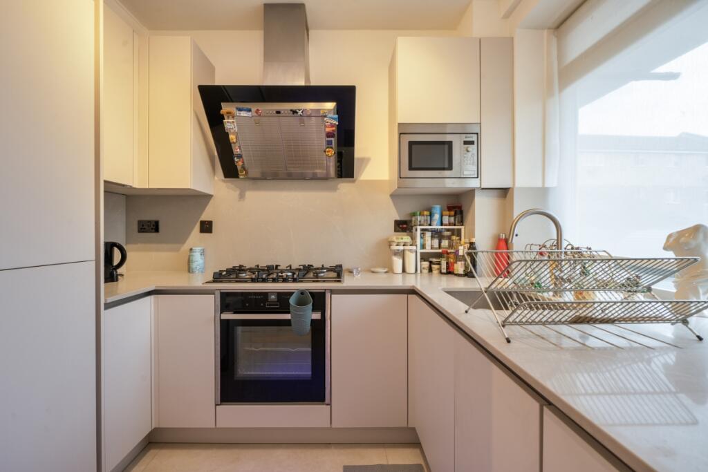 Apartment in London - View 5