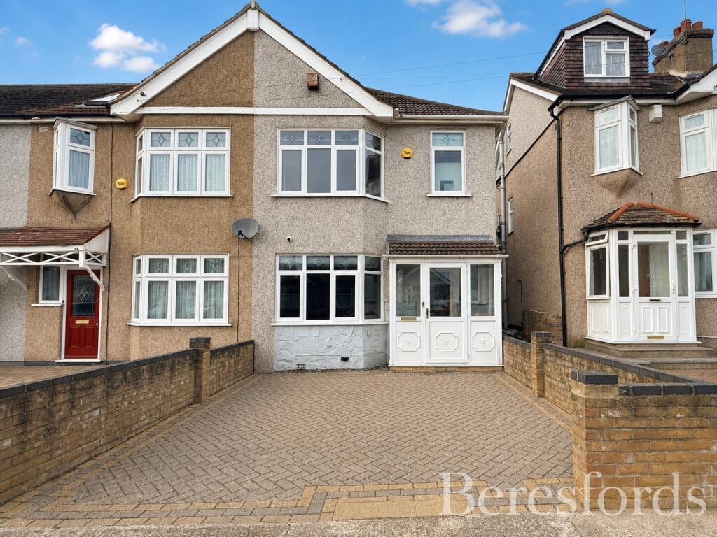 Main image of property: Eastwood Drive, Rainham, RM13