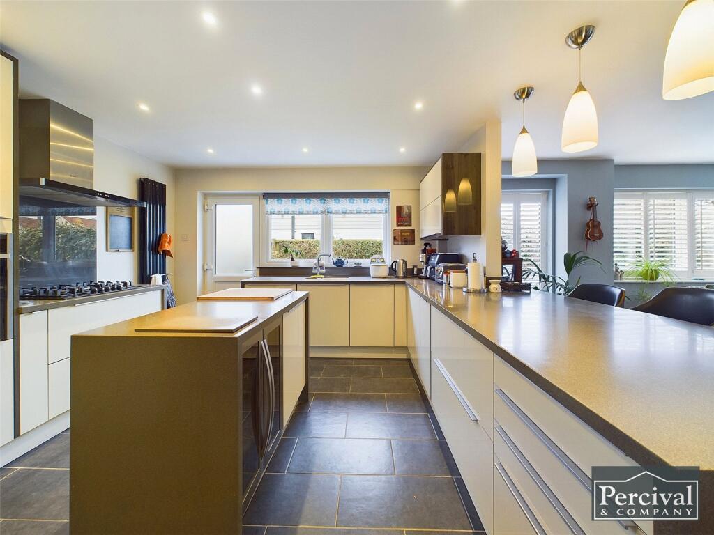 Pebmarsh Road, Colne Engaine, Colchester, Essex, CO6 photo 4