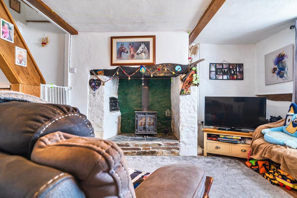 House in Exeter - View 5