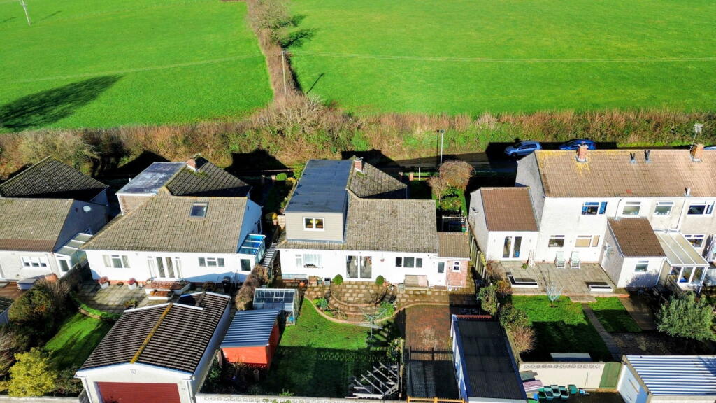 Main image of property: Holbrook Lane, Wick, Bristol, BS30 5QY