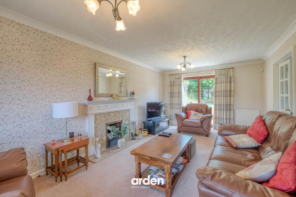 House in Bromsgrove, Lowes Hill - View 4