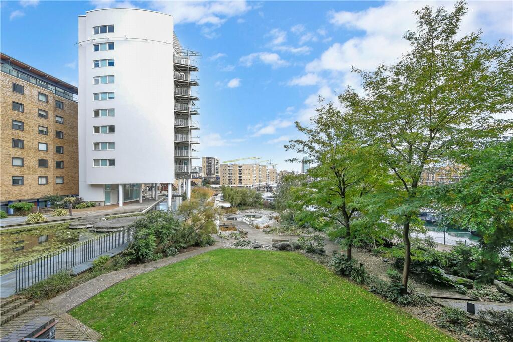 Berglen Court, E14 photo 4